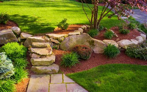 Landscaping Ideas Using Rocks: How To Landscape With Stones
