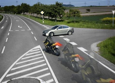 New Bosch Motorcycle ABS Available in Three Versions - autoevolution