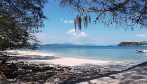 Top 8 Beaches Near Kuala Lumpur For The Beach Babies In 2023