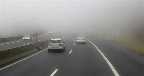 9 Tips for Driving Safely in Thick Fog (Bonus Video: Driving in Fog Secrets)