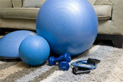 Fotos gratis : globo, color, mueble, juguete, aptitud, rutina de ejercicio, equipo deportivo ...