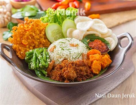 Nasi Daun Jeruk dari Sari Munik - foodspot