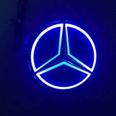 Mercedes Light-up Emblem | Stuff | Mercedes benz e350, Mercedes benz suv, Mercedes benz