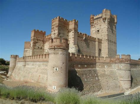 Pin de Tanya en Castles | Castillos, Ruinas del castillo, Fotos de castillos