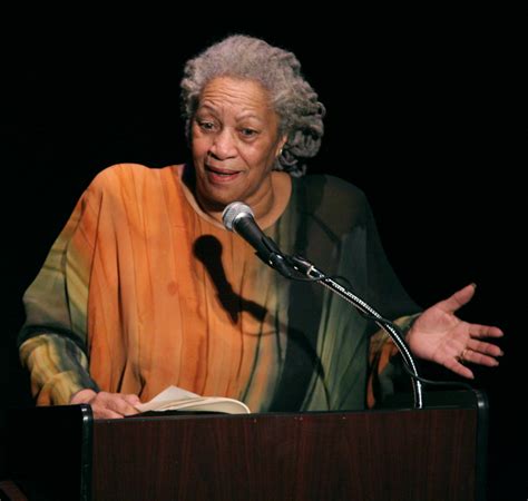 Toni Morrison, Nobel Prize-Winning Novelist, Dead at 88