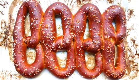 Philly Soft Pretzel Recipe - 99Recipes