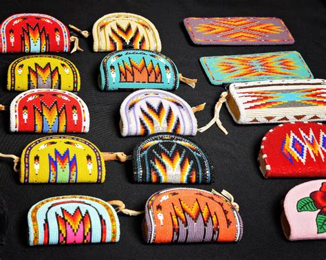 Donzia Gift Shop features contemporary Native American fine arts and collectibles. The Shoshone ...