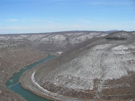 15 Images of a Beautiful Snow-Covered West Virginia