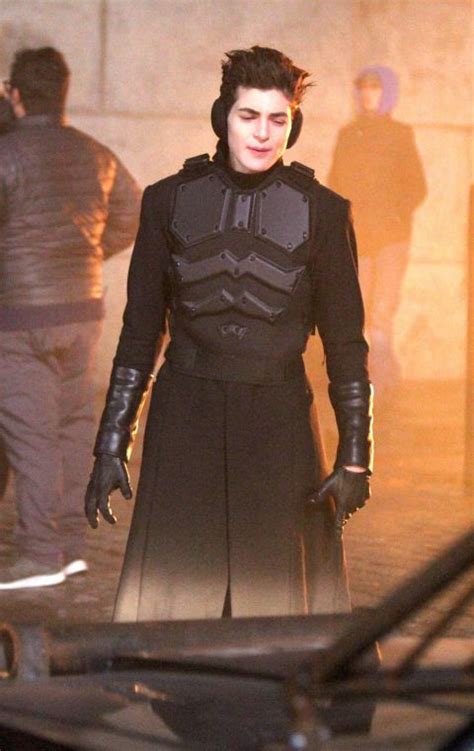 Gotham season 5: Bruce Wayne's new costume hints he's closer to becoming Batman - Hot Lifestyle News