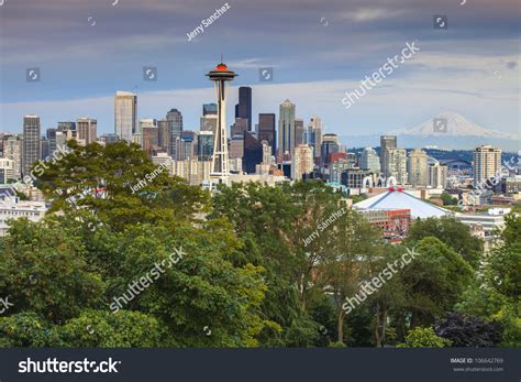 Seattle Skyline Kerry Park Stock Photo 106642769 | Shutterstock