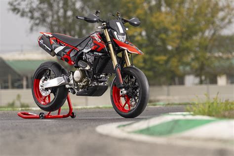 The Ducati Hypermotard 698 Mono is the most extreme sin... | Visordown