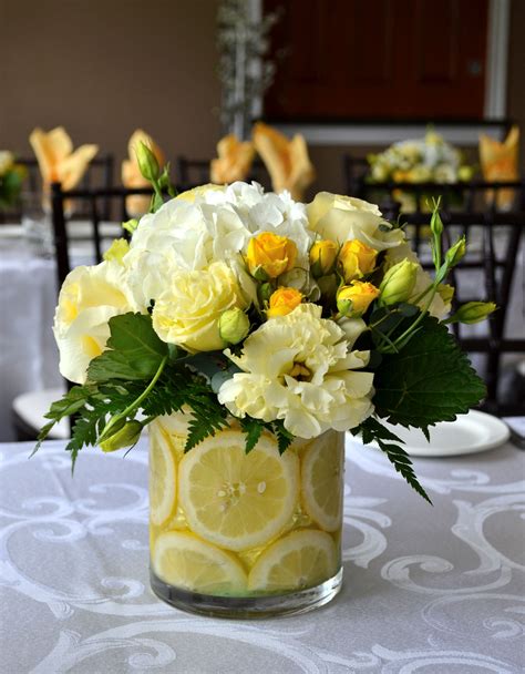 How to create a lemon vase flower arrangement and alfresco summer table ...