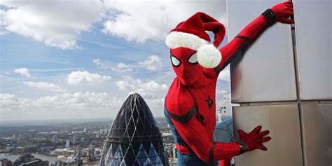 Spider-Man: Homecoming Gets Christmas-y Concept Art | Screen Rant