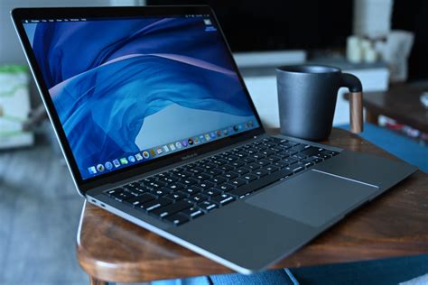 Review: 2020 MacBook Air is once again the computer for the rest of us ...