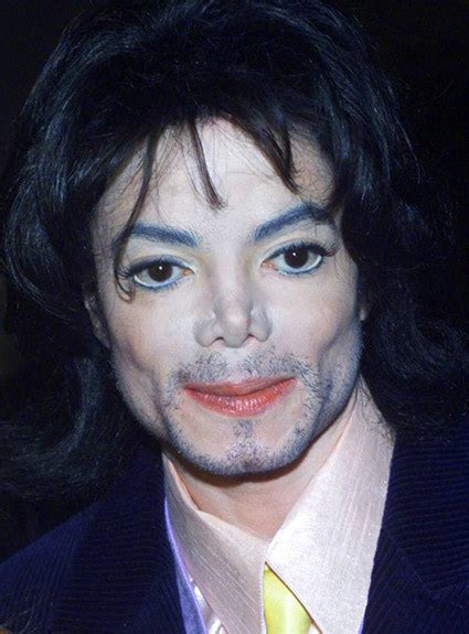 Πως θα έμοιαζε ο Michael Jackson αν δεν έκανε καμια πλαστική επέμβαση; - Mad TV