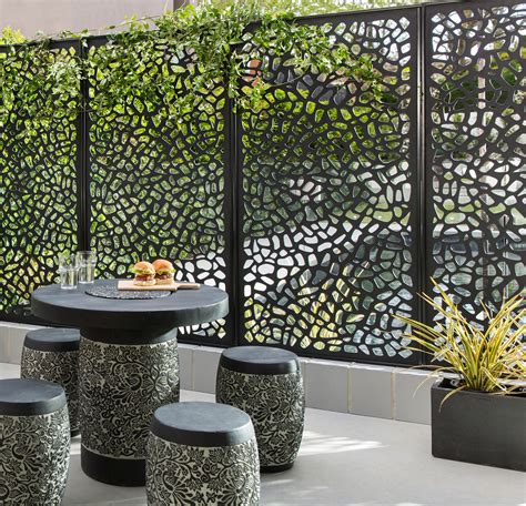Bunnings simple Matrix Screen solutions, comes in a range of patterns. Bunnings also have an ...