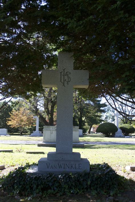 Eight Notable Graves in Cave Hill Cemetery | Louisville.com