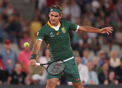 Roger Federer looking good in green and gold : rugbyunion