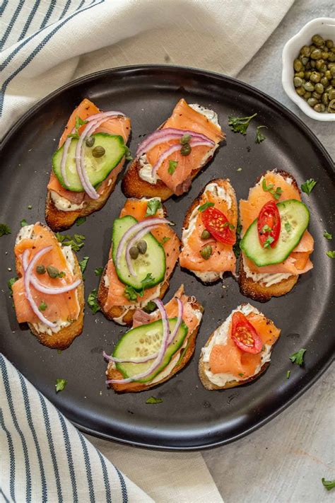 Smoked Salmon Appetizer (Salmon Crostini)