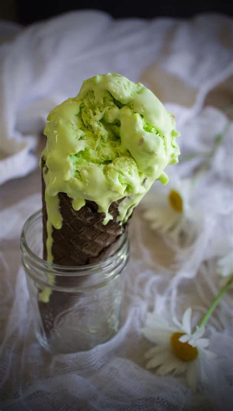 HOW TO MAKE BUKO PANDAN ICE CREAM (NO MACHINE NEEDED)