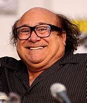 Danny DeVito - Wikipedia