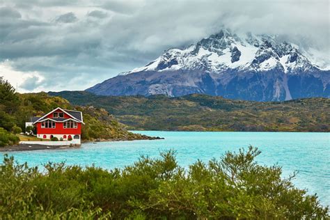 Lago Pehoé - One of The Most Impressive Lakes Worldwide | I Love Chile