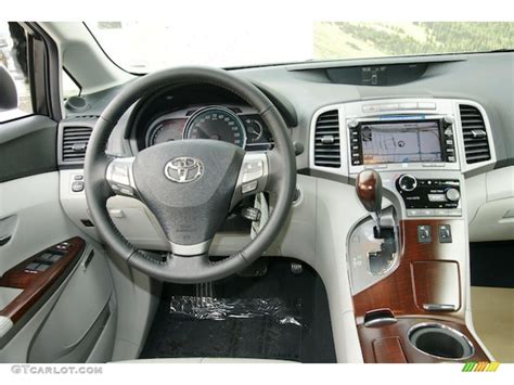 2011 Toyota Venza V6 AWD Ivory Dashboard Photo #46338945 | GTCarLot.com