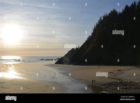 Sunset at Indian Beach, Ecola State Park, Oregon coast, USA Stock Photo ...