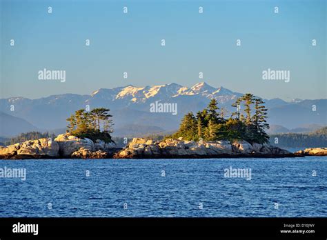 Inside Passage islands, Blackfish Sound, British Columbia BC, Canada Stock Photo: 52260599 - Alamy