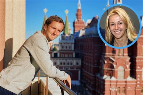 Medvedev Wife Tennis : Daniil Medvedev Ehefrau Daria Dasha Und Trainer ...