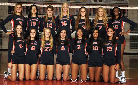 Women's Volleyball Team! | Volleyball team pictures, Women volleyball, Team pictures