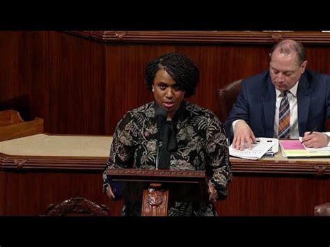 Ayanna Pressley Rises: Her First One-Minute Speech on the House Floor | circuskitchen