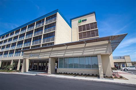 HOLIDAY INN EXPRESS NAGS HEAD OCEANFRONT $104 ($̶1̶1̶4̶) - Updated 2021 ...