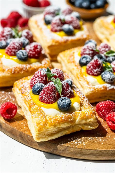 Delicious Mascarpone Puff Pastry