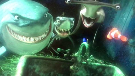 (Finding Nemo) Bruce the shark chase Marlin & Dory - YouTube