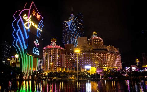 China's Corruption Crackdown Pummels Macau Casinos : Parallels : NPR