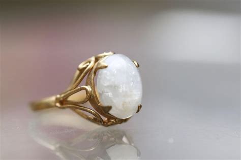 White and Colorless Gemstones List | Jewelry Experts