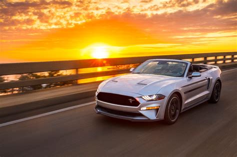 The 2019 Ford Mustang California Special Gets Rev-Matching and a Stripe ...