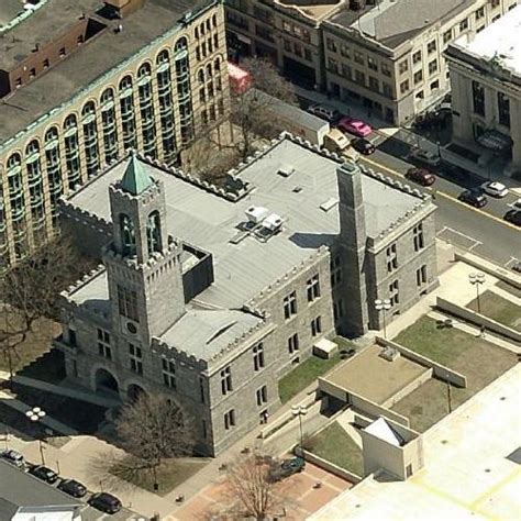 'Hampden County Courthouse' by H. H. Richardson in Springfield, MA (Google Maps)