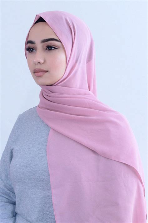 Dusty Pink Chiffon Hijab - Urban Modesty