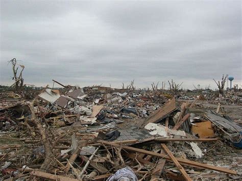 Videos, Photos and Facts About Tornadoes | HubPages