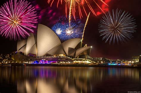 Australia New Year Fireworks 2024 - Image to u