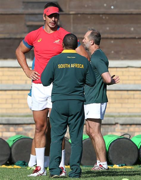 Eben Etzebeth is a giant. : r/rugbyunion