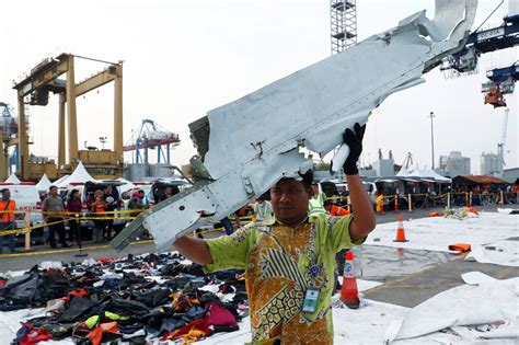 Indonesia finds ‘minor’ faults in two other 737-MAX jets after crash | ABS-CBN News