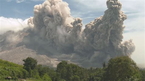 Pyroclastic Flows Swallow Farmland, Volcanic Ash Clouds - Sinabung 4K ...