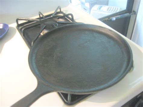 Pots and pans | a-single-serving.com