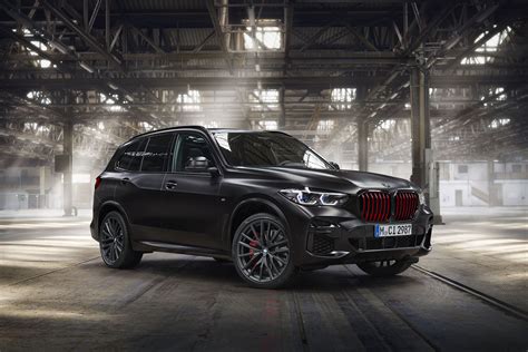 Limited Edition 2022 BMW X5 Black Vermillion Debuts With Envelope-Pushing Looks - Newsweek