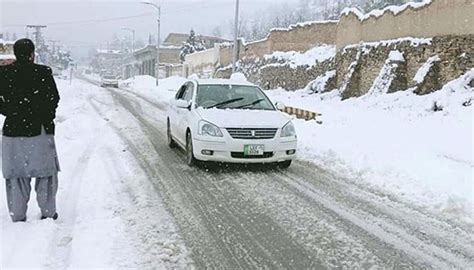 Gorakh hills station receives first snowfall after two years | Pakistan ...