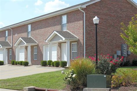 The Centre Apartment Buildings Apartments - Clarksville, TN 37042