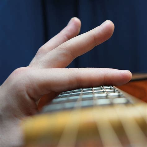 4 Tips That Make Barre Chords Easier To Play - Good Guitarist